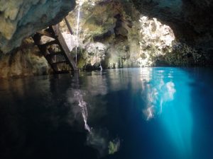 Cenote Dos Ojos